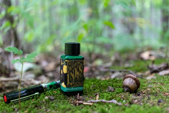 Flacon Diamine Woodland Green en forêt